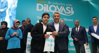Miniklerin tablet bilgisayar mutluluğu