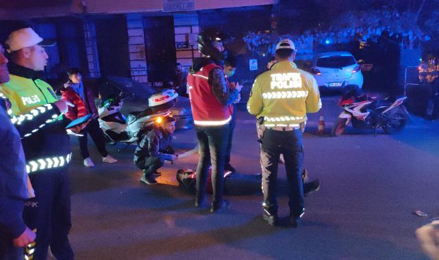 Otomobille çarpışan motosikletli kurye yaralandı