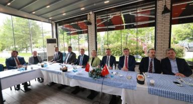 Trabzonlular, AK Parti’yi ağırladı