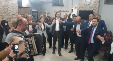 Yıldızlı, Çayırova’da akordeon tulumla karşılandı