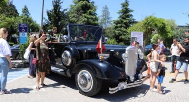Atatürk’ün tören arabasını görenler şaştı kaldı