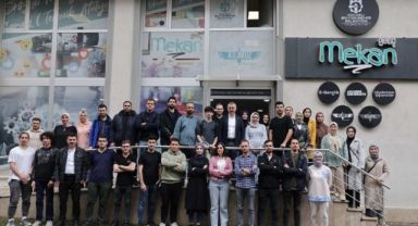 Büyükakın, üniversiteli gençlerle buluştu
