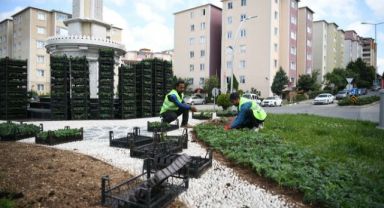 Çayırova'da kavşaklar çiçeklerle güzelleşiyor