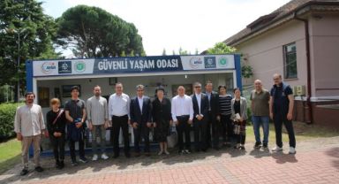 Çinli heyet, deprem çalışmaları için Kocaeli’ye geldi