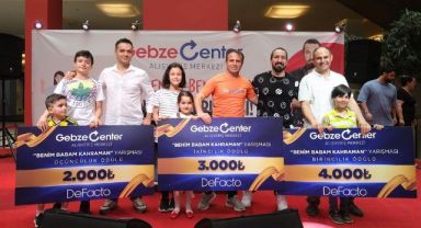 Gebze Center Babalar Günü’nü Manço ile kutladı