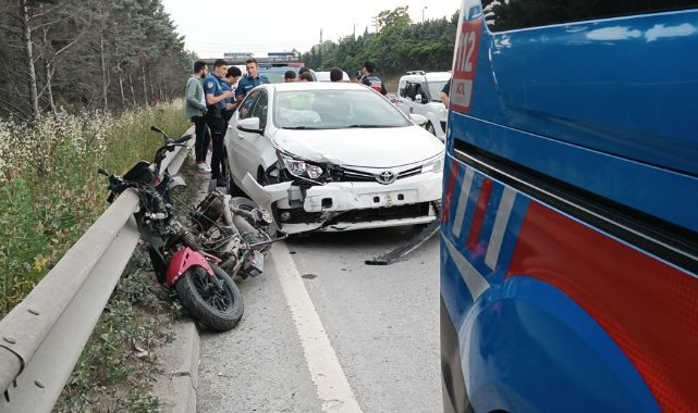 Gebze'de motosiklet bariyerlere çarptı: 1’i ağır 2 yaralı