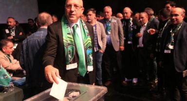 Kocaelispor’da başkan değişmedi