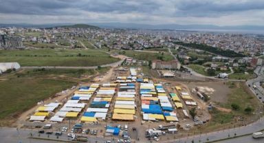 Kurban pazarı esnafı belediye hizmetlerinden memnun