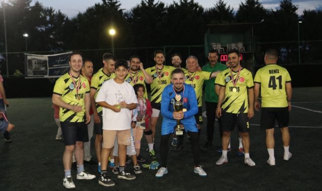 Sağlık çalışanları turnuvada ter döktü