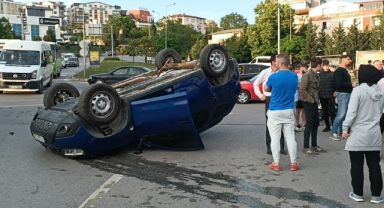 Takla atan otomobilden hafif sıyrıklarla çıktı