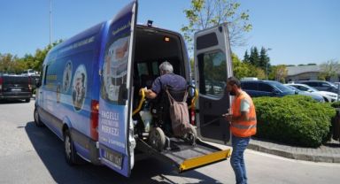 Belediyeden hasta nakil hizmeti