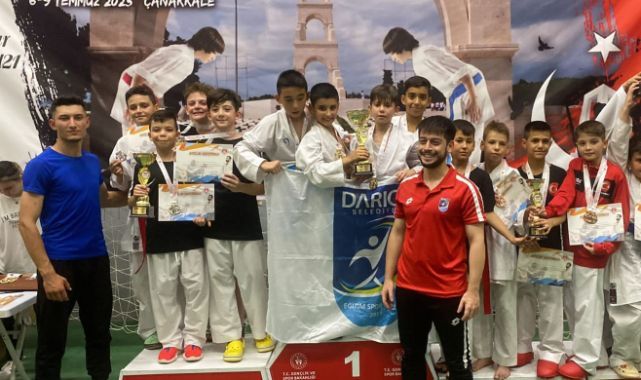 Darıca’nın genç sporcuları fırtına gibi