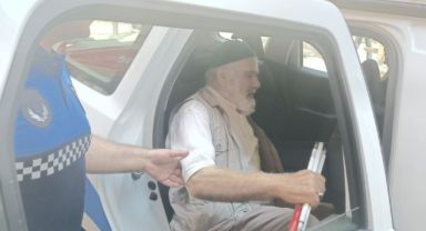 Görme engelli Necdet amcaya Büyükşehir Zabıtasından yardım eli