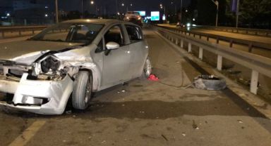 Kazada kopan tekerlek başka kazaya sebep oldu: 2 yaralı