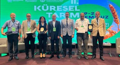 Büyükşehir'in projeleri Türkiye'ye örnek oluyor