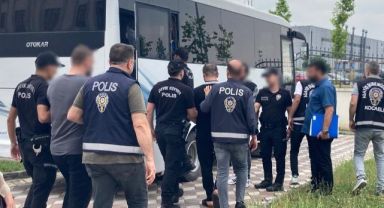 Sopayla saldırıp gasp ettiler: 5 kişi tutuklandı