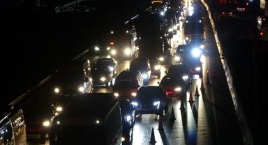 TEM’deki yol çalışması D-100'e yansıdı