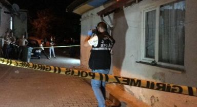 Yoldan hızlı geçme kavgası kanlı bitti: 2 yaralı