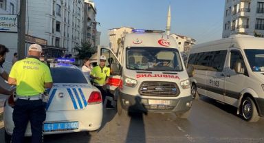 Aracın çarptığı yaya hastanelik oldu