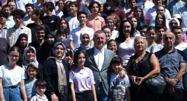 Büyükakın: Kocaeli’nin yüz akı oldunuz