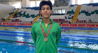 Çayırova Belediyesi sporcuları yüzmede 6 madalya aldı