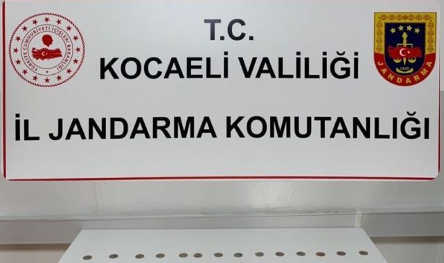 Gebze’de 56 adet sikke ele geçirildi