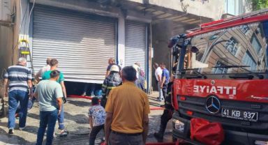 Gebze’de depoda yangın