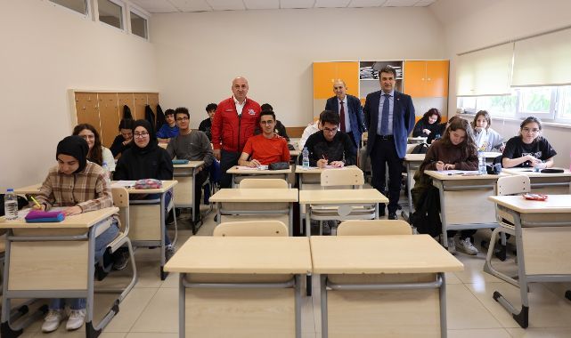 Gençler, Darıca Belediyesi ile üniversiteli oluyor