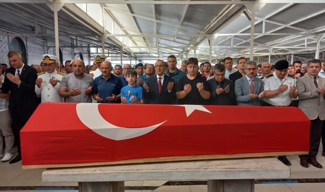 Gölcük Kaymakamı ebediyete uğurlandı