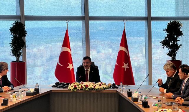 Hükümet ilk kez konut alacaklara destek verecek
