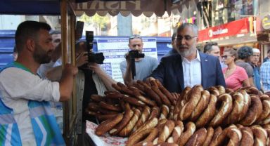 Işıkhan, Kocaeli'de esnafla bir araya geldi