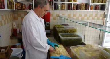 İzmit'in ilk turşucusu