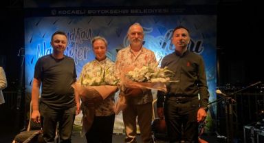 Konakta ud ve gitarın muhteşem ahengi
