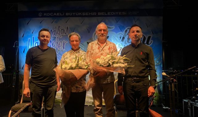 Konakta ud ve gitarın muhteşem ahengi