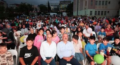 Sinema, Gebze sokaklarını dolaşıyor