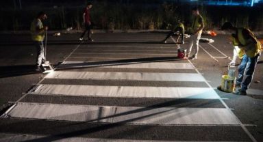 Yaya ve sürücülerin güvenliği için hız kesici kasisler yapılıyor