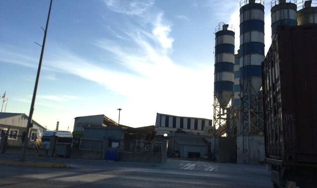 Beton santralinde 5 metre yükseklikten düşen işçi yaralandı