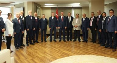 Büyükakın: Türkiye’nin geleceğine ışık tutuyorsunuz
