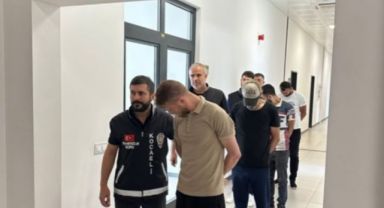 Çaldıkları motosikleti satınca yakayı ele verdiler