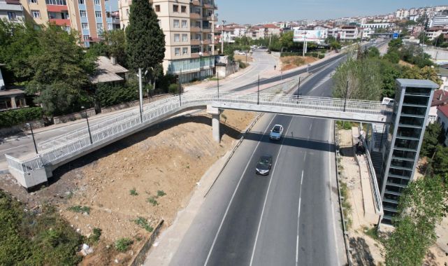 Darıca’da 2 yeni üstgeçit kullanıma açıldı