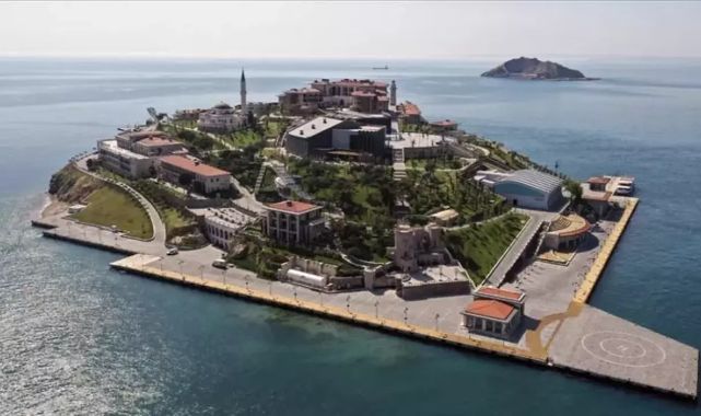 Darıca’dan Demokrasi Adası’na ziyaretler başlıyor