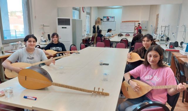 Dilovası'nda bağlama kursları başlıyor