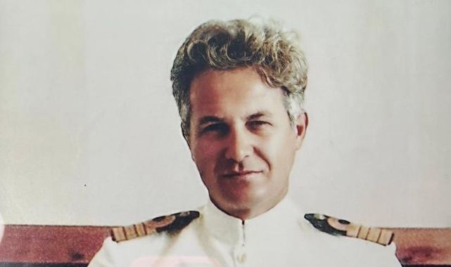 Emekli albay evinde ölü bulundu