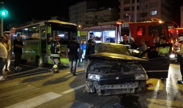 Halk otobüsü ile otomobil çarpıştı: 1 ağır yaralı