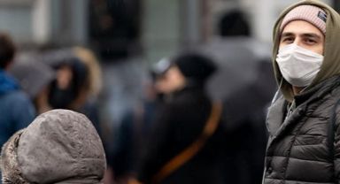“Maskeli günler geri dönüyor endişelerine kapılmayın”