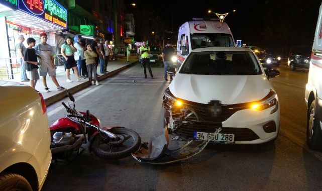 Otomobille motosiklet çarpıştı, baba ve kızı yaralandı