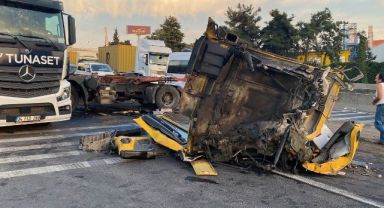 Tırın kupasının koptuğu kazada ağır yaralanan sürücü hayatını kaybetti
