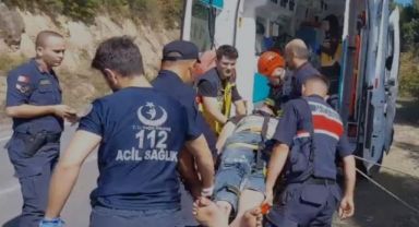 Uçuruma düşen vatandaşı Büyükşehir İtfaiyesi kurtardı