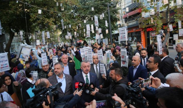 5 bin kitabı 5 dakikada topladılar