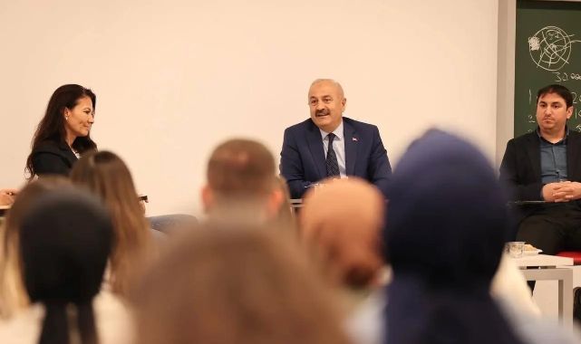Başkan Büyükgöz meslektaşlarıyla deneyimlerini paylaştı